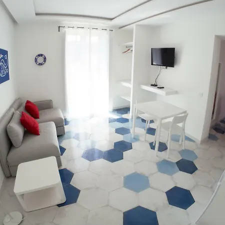 Syreness Suites Casa de hóspedes